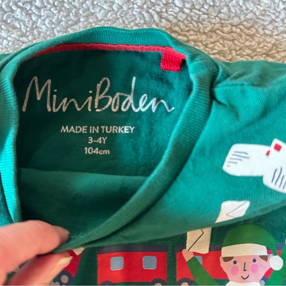 Mini Boden Christmas Shirt - Picture 5 of 5